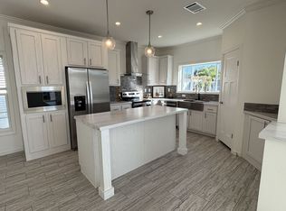 557 Bimini Cay Cir, Vero Beach, FL 32966