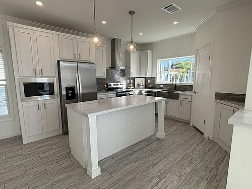 557 Bimini Cay Cir #557 Photo 1