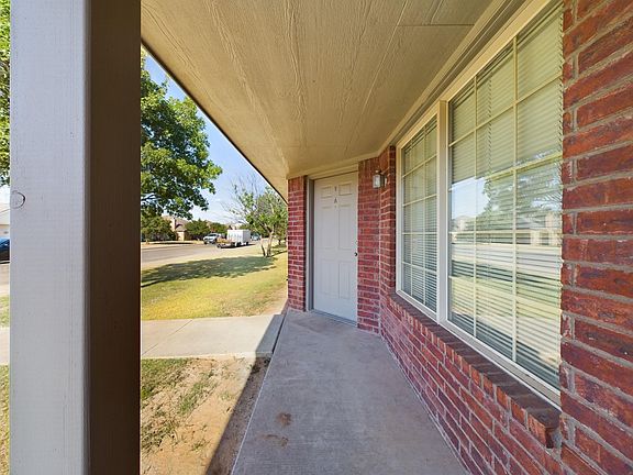 4th image of 3113 110th St #A