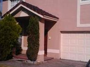 18723 NW 79th Ct, Hialeah, FL 33015