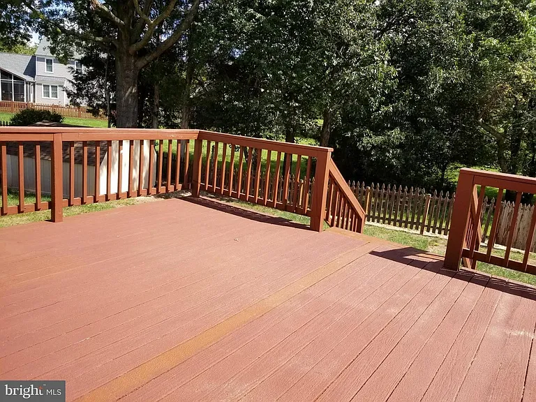 13699 Southernwood Ct — Photo 29