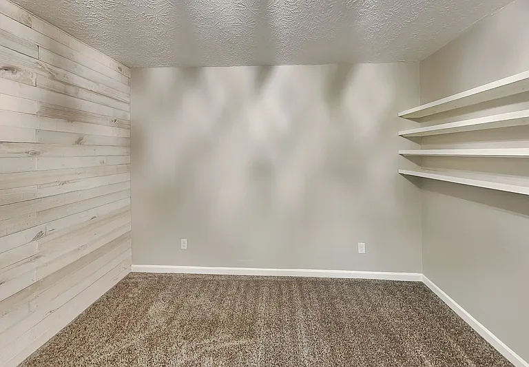 4623 Huntridge Dr NE — Photo 16