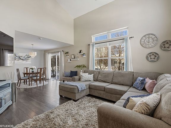 5th image of 1616 Abington Ln