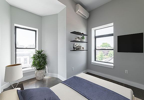 4th image of 399 Nostrand Ave #2B