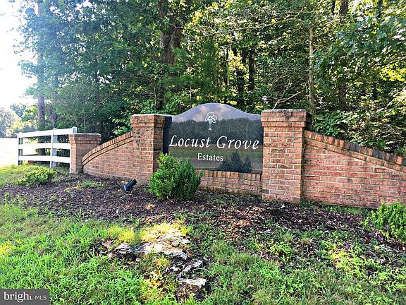 3rd image of Locust Grove Dr