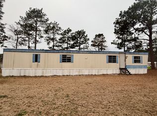 300 S Dyson St, Holly Ridge, NC 28445