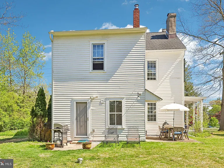 2167 Brunswick Ave — Photo 37