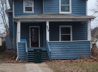 226 S Fairview Ave, Lansing, MI 48912
