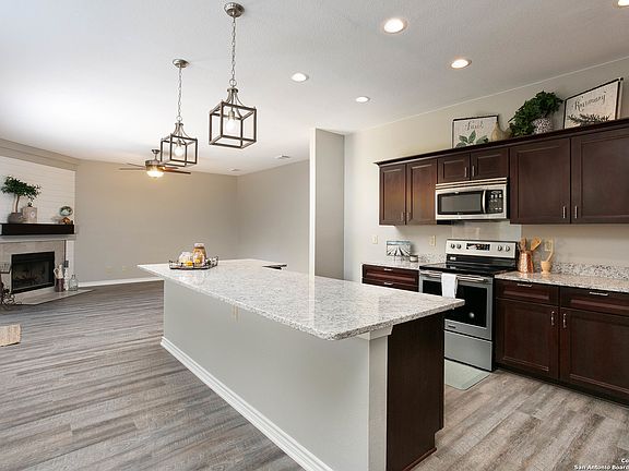 2nd image of 21131 E Pacific Grove