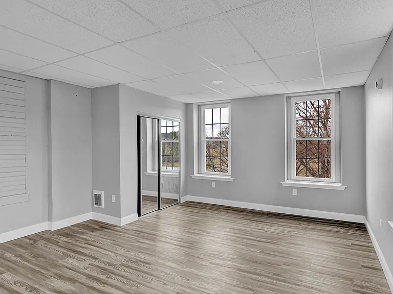 2693 W Philadelphia Ave #B — Photo 4