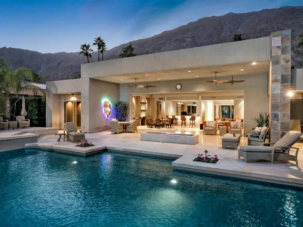 570 S Fern Canyon Dr, Palm Springs, CA 92264
