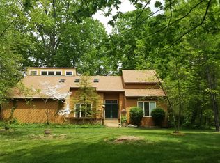 149 Rosswoods Dr, Pewee Valley, KY 40056