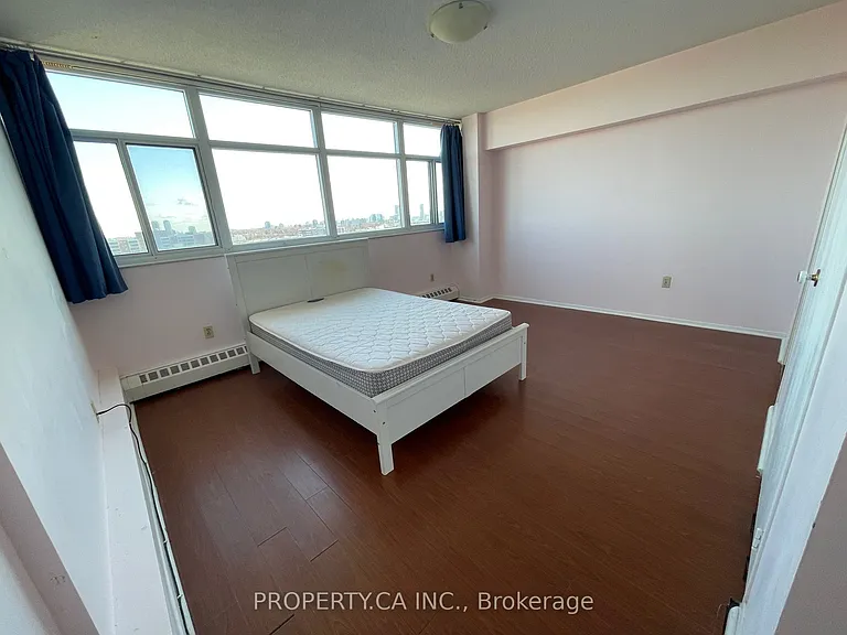2050 Bridletowne Cir #1904 — Photo 5