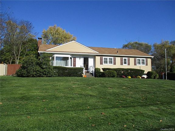 2nd image of 15 Estate Blvd