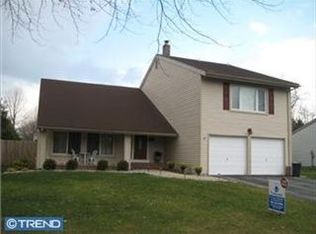 37 Concord Rd, Marlton, NJ 08053