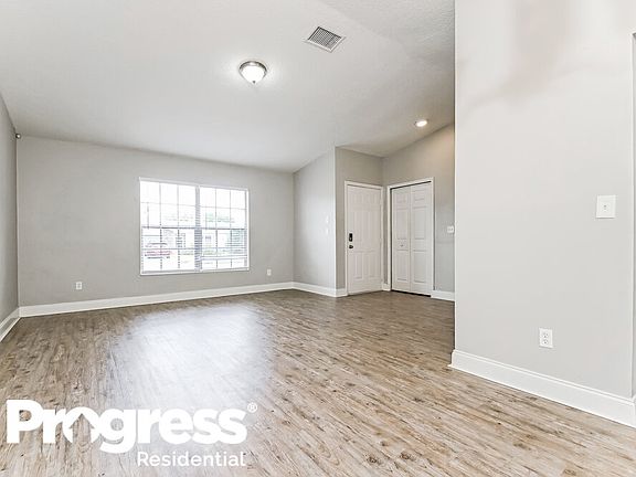 5th image of 11214 Fiddlewood Dr