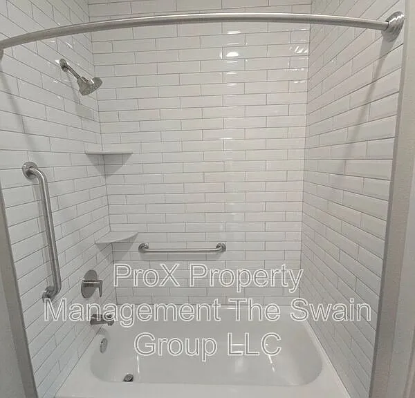 701 Bates Ave SW #101 — Photo 6