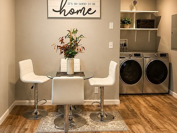 4th image of 6240 Azure Way