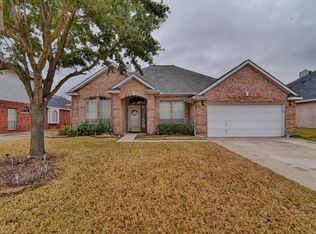 1640 Churchill Ln, Mansfield, TX 76063