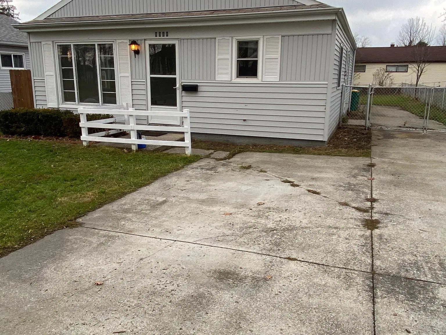 3 bed, 1089 sqft, $1,525 — Photo 2