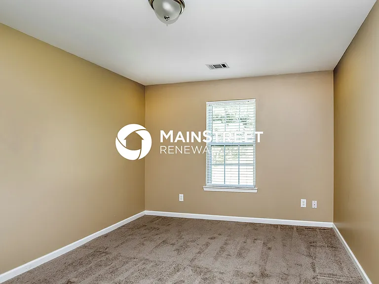 4012 Meadow Glen Way — Photo 13