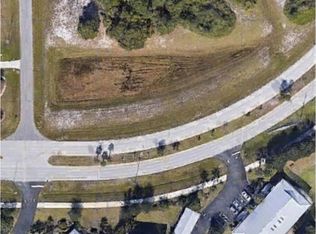 107 Lomas Rd, Rotonda West, FL 33947