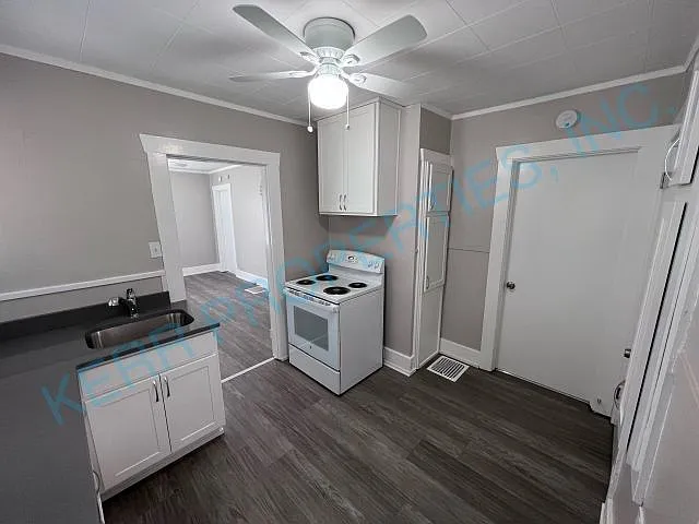 1420 NE 53rd Ave — Photo 6
