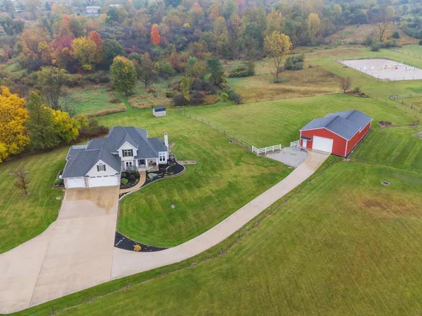 19220 Amstutz Rd, Auburn, IN 46706