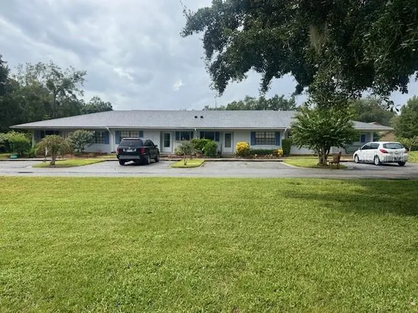 622 Park St, Eustis, FL 32726
