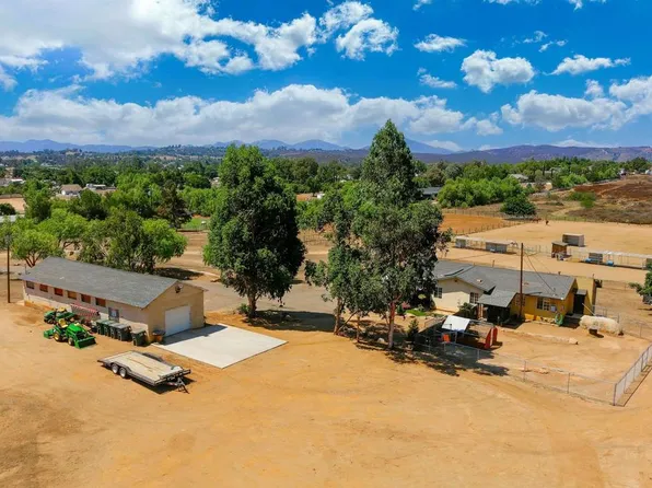 2165 Lilac Rd, Ramona, CA 92065