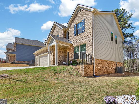 3rd image of 4890 Sultana Way SW