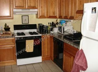 74 Gilman St APT 2, Somerville, MA 02145