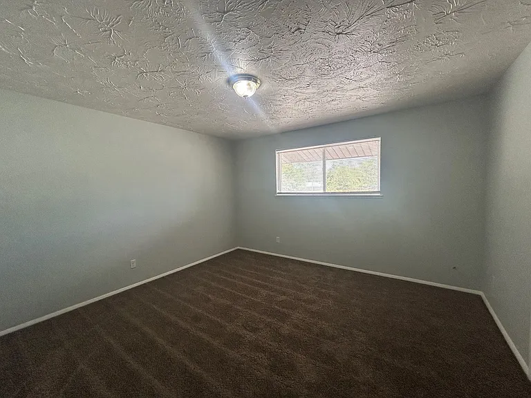 Cedar 680 W — Photo 22