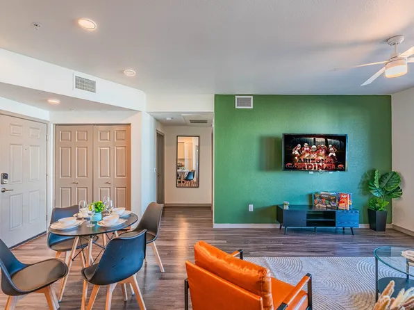 9456 W Georgia Ave, Glendale, AZ