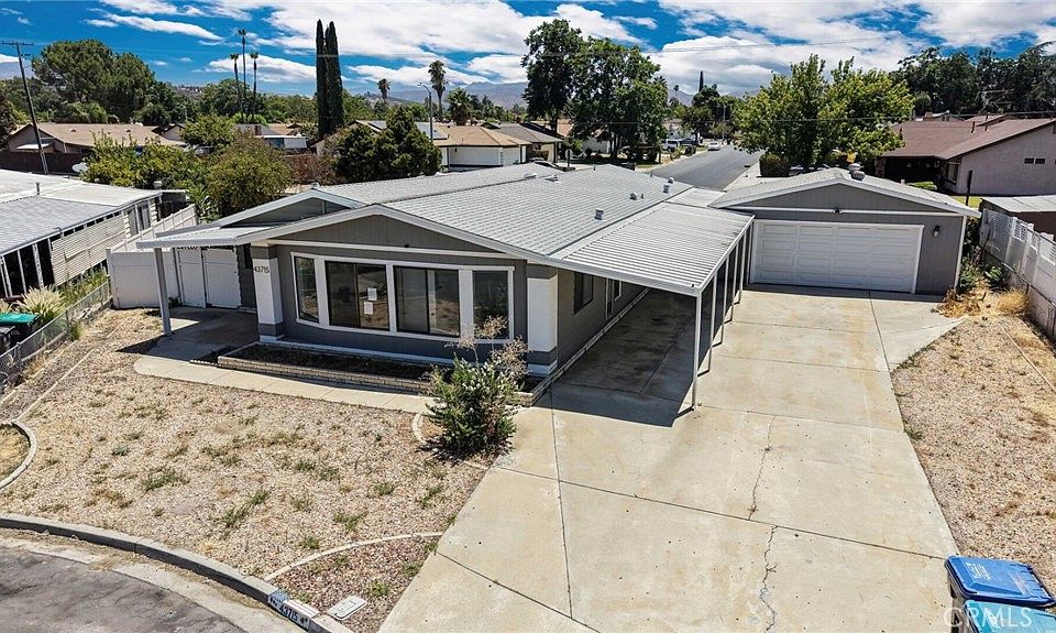 1st image of 43715 Elliot Ct