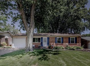 1687 Coachway Ln, Hazelwood, MO 63042