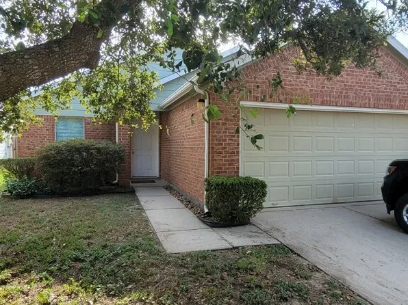 1819 Wooded Acres Dr, Humble, TX 77396