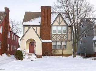 2297 Ogontz Ave, Lakewood, OH 44107