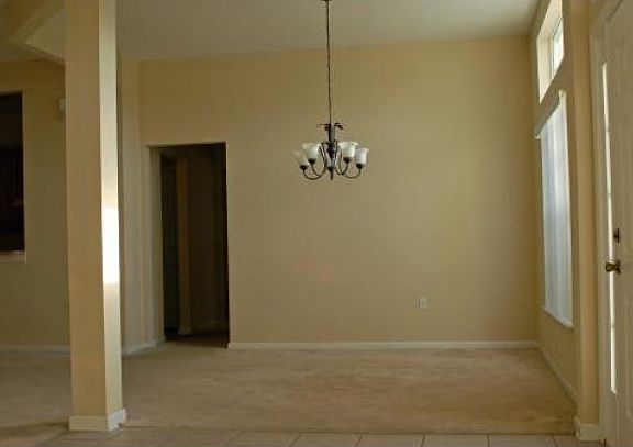 3rd image of 2277 Meadow Oak Cir