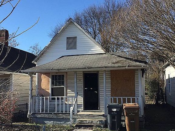 2nd image of 419 E Anderson Ave NW
