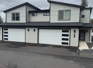 207 E Black Pearl Ln #207, Spokane, WA 99218