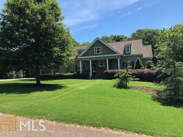 2nd image of 173 Farm Hill Dr