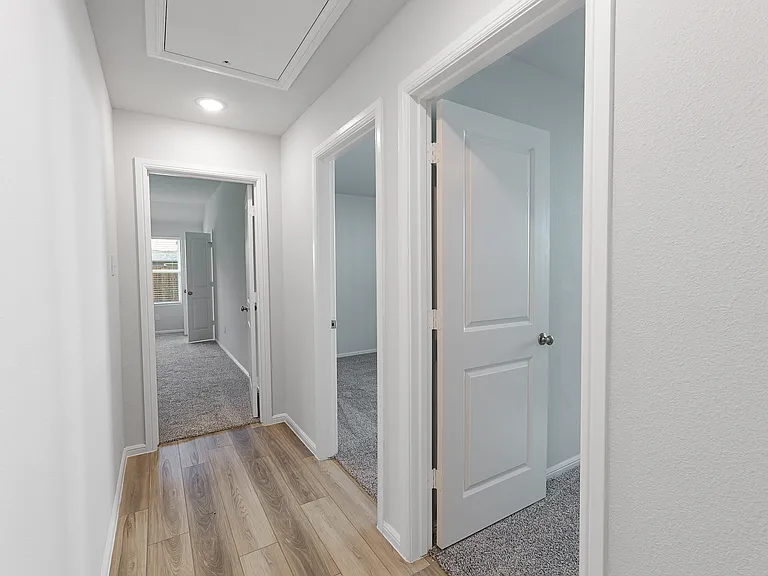 704 Rusty Spurs Pl — Photo 10