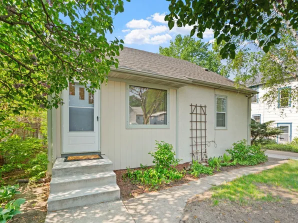 344 23rd Ave NE, Minneapolis, MN 55418