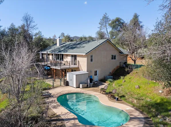 10067 Tilton Mine Rd, Redding, CA 96001