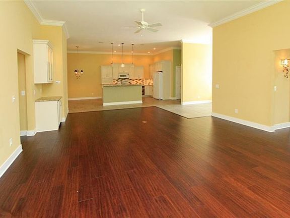 3rd image of 8182 Bay Arbor Dr #12