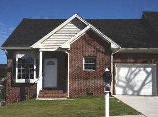 295 Ridgewood Ave, Broadway, VA 22815