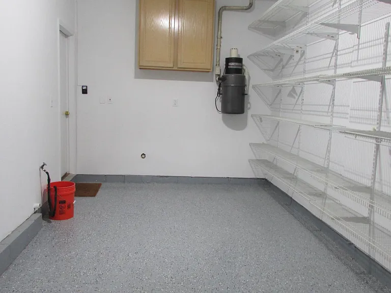 29 Tall Oaks Ct — Photo 34