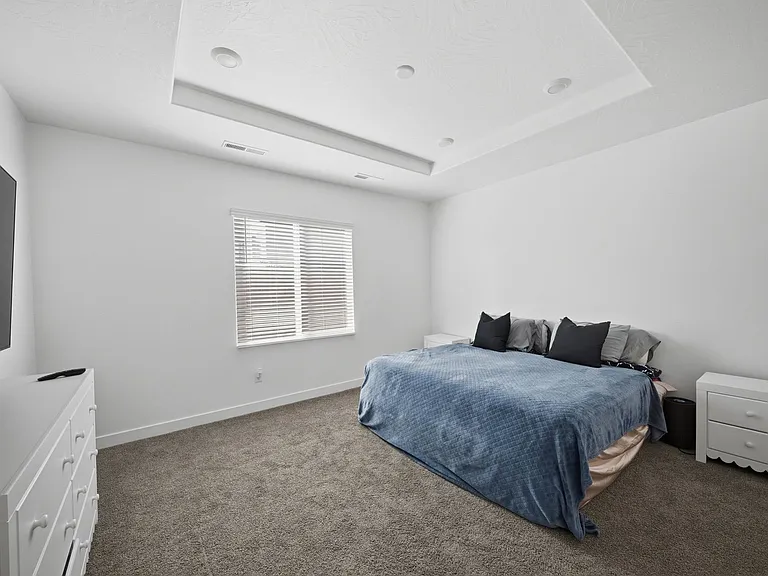 1677 S Cedar Mesa Dr — Photo 35