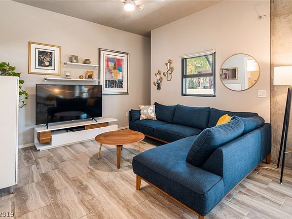 5th image of 353 Bonneville Ave #639